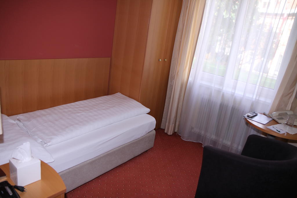 Seminarhotel Springer Schloessl Viyana Oda fotoğraf